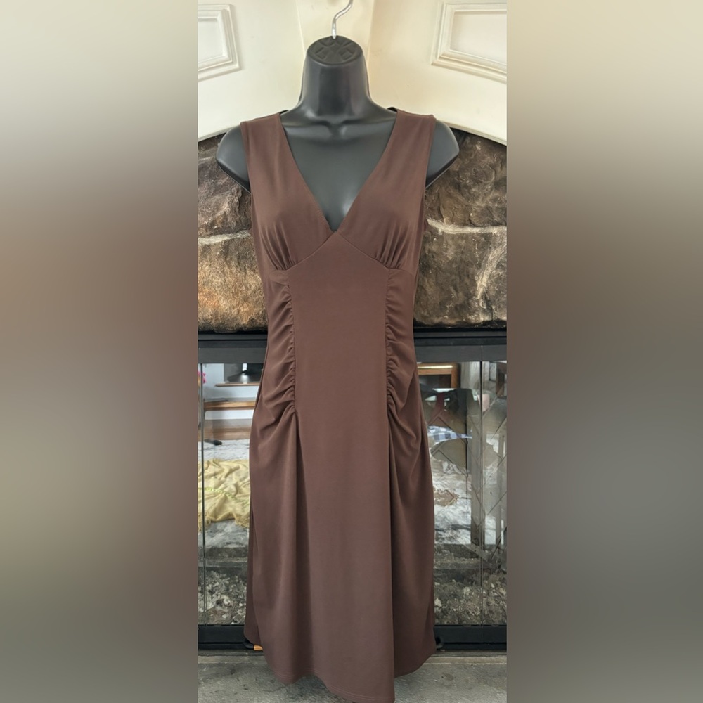 Moda International Victoria’s Secret brownV-neck sleeveless dress size S